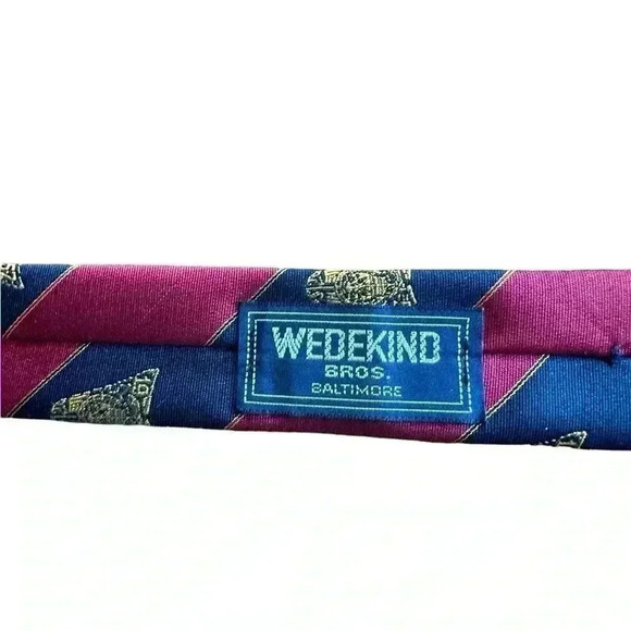 Genuine London 400 By Cambridge Apparel Red,Navy & Gold Tone Men's Tie 1957 Logo - Picture 4 of 5